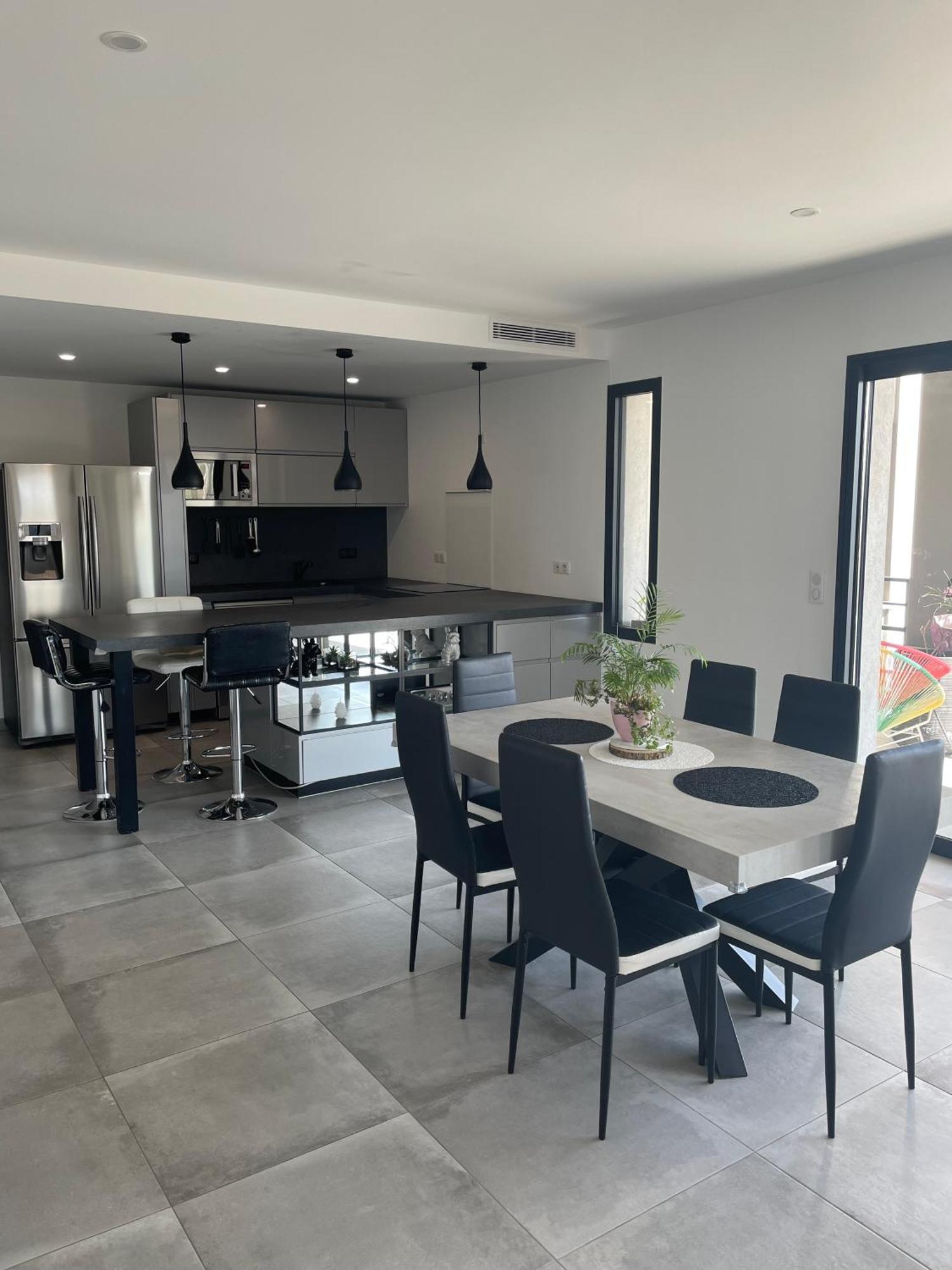 Bel Appartement Spacieux A Porto-Vecchio, 10Min A Pieds Du Centre Ville Bagian luar foto
